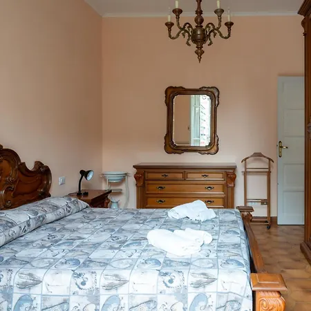 Lägenhet Casa Delle Rose Marina dʼAndora